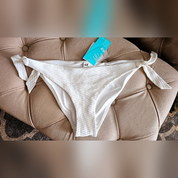 H&M White Bikini Bottom Side Ties Briefs Size 12 - Picture 2 of 4